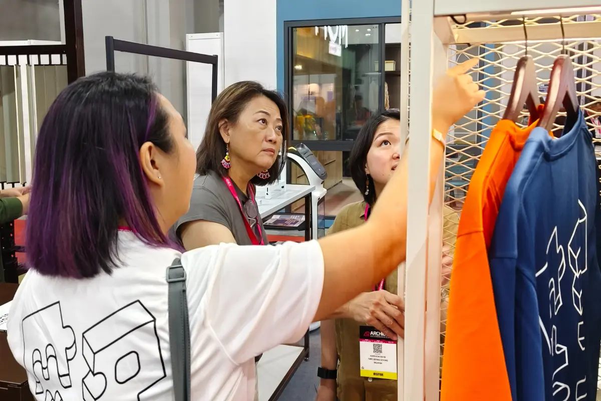 Retail Display Enhance Customer Experience